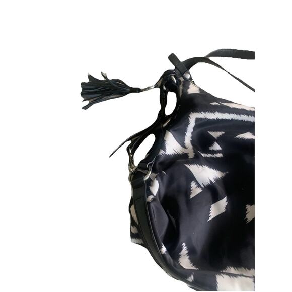 VINCE CAMUTO BLACK NYLON Large PURSE With TASSLE - Picture 7 of 7